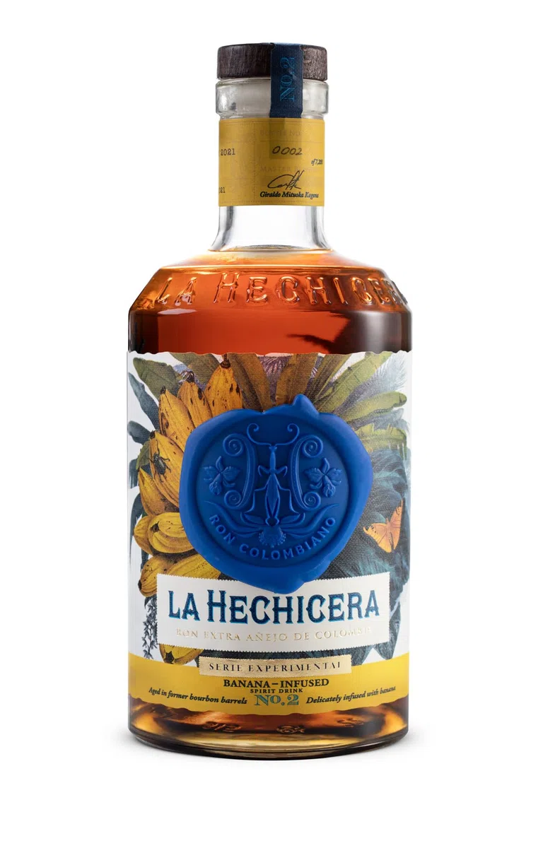 La Hechicera Rum Serie Experimental N2 "Banana Infused Rum Con Astuccio - La Hechicera - 700 ml