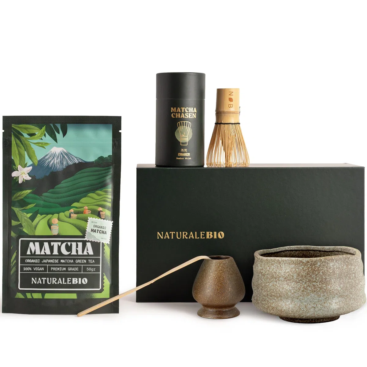 NaturaleBio Set Tradizionale di Matcha con Matcha Giapponese di Grado Premium 50g, frustino in bambù, porta frustino, ciotola per match e cucchiaio in bambù.