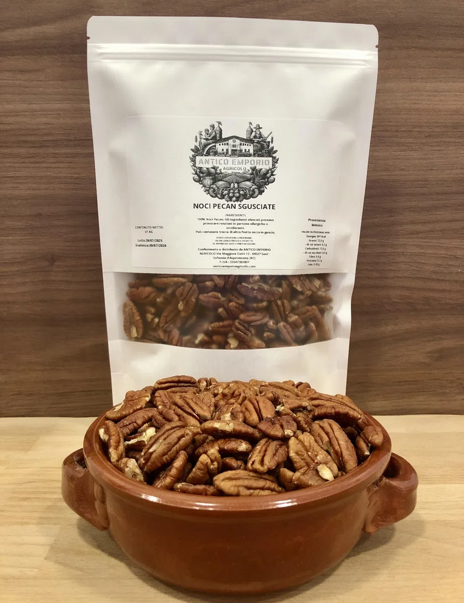 Noci Pecan Sgusciate Tagliate a Metà - 1 Kg - Noci di Prima Qualità, Crude al Naturale, Non Salate, Non Tostate e Senza Conservanti - In Kraft Richiudibile