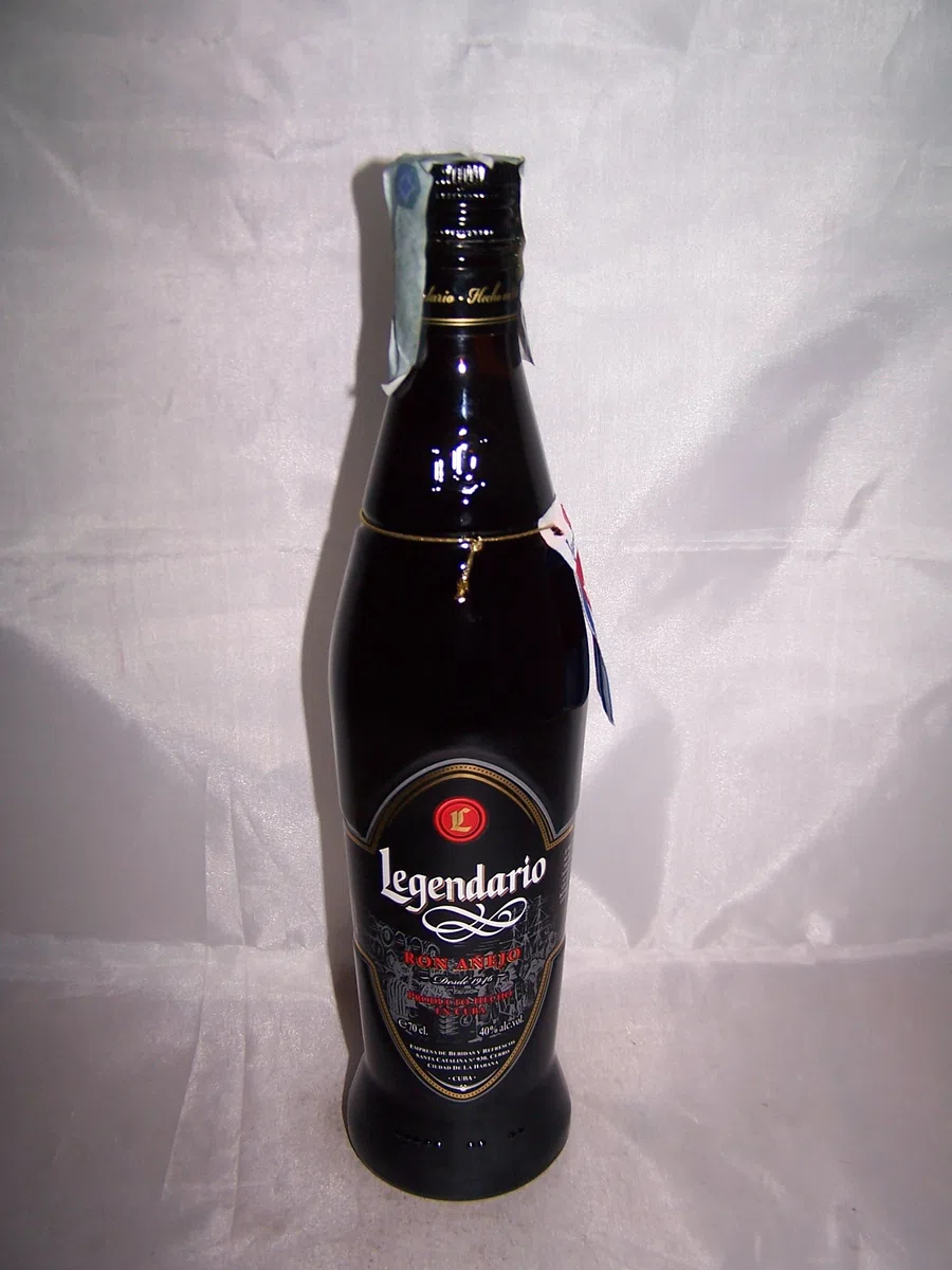 RUM LEGENDARIO ANEJO CL. 70 GRADI 40% VOL.